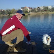  ,   Viktor, 54 ,   