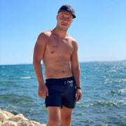  ,   Kostantin, 39 ,   