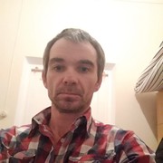  ,   Robert, 48 ,   