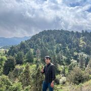  ,  Firdavs, 21