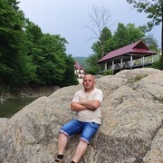  ,  Yra, 43