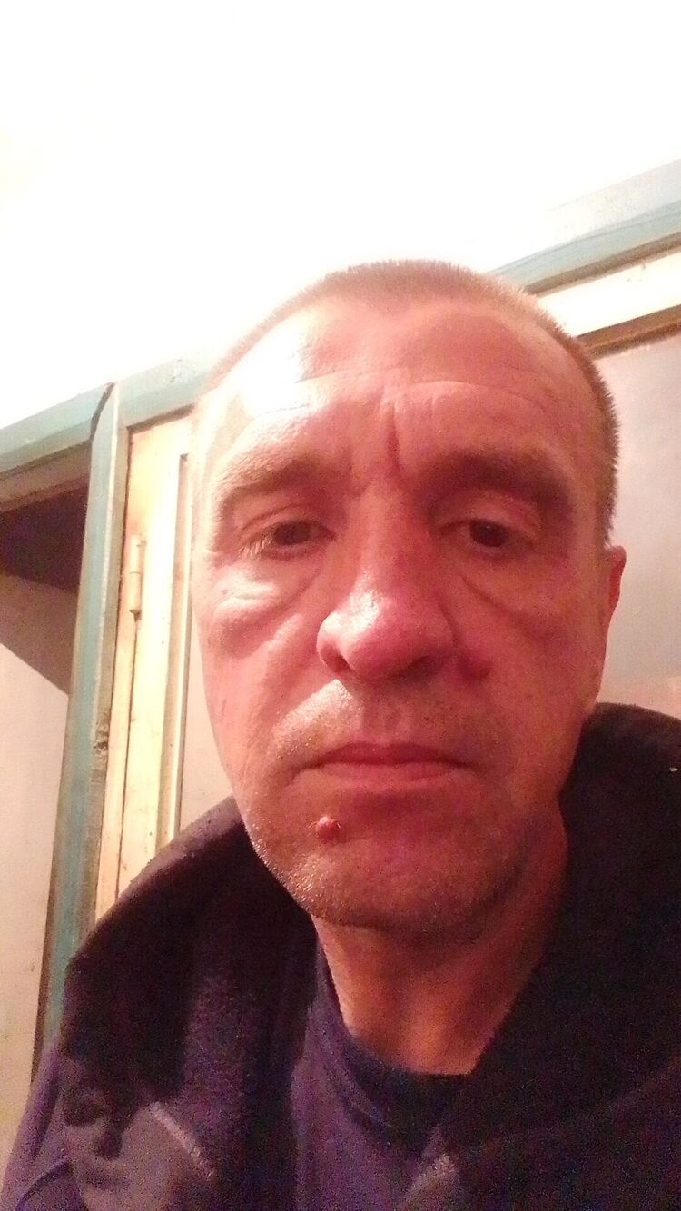  46258593  , 52 ,    