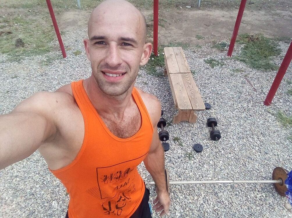  41389663  , 32 ,    