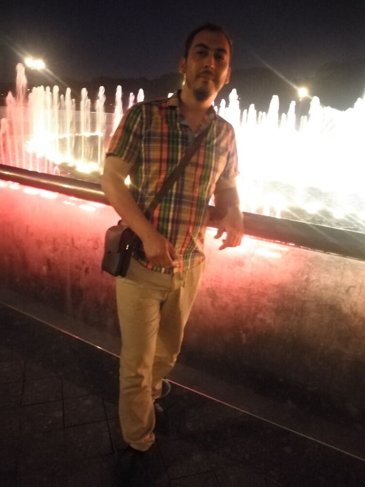  28109523  Aziz, 33 ,    