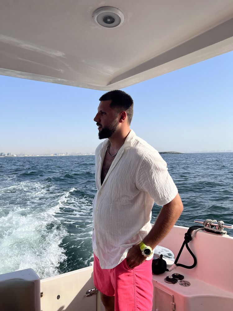  52981513  Murad, 33 ,    