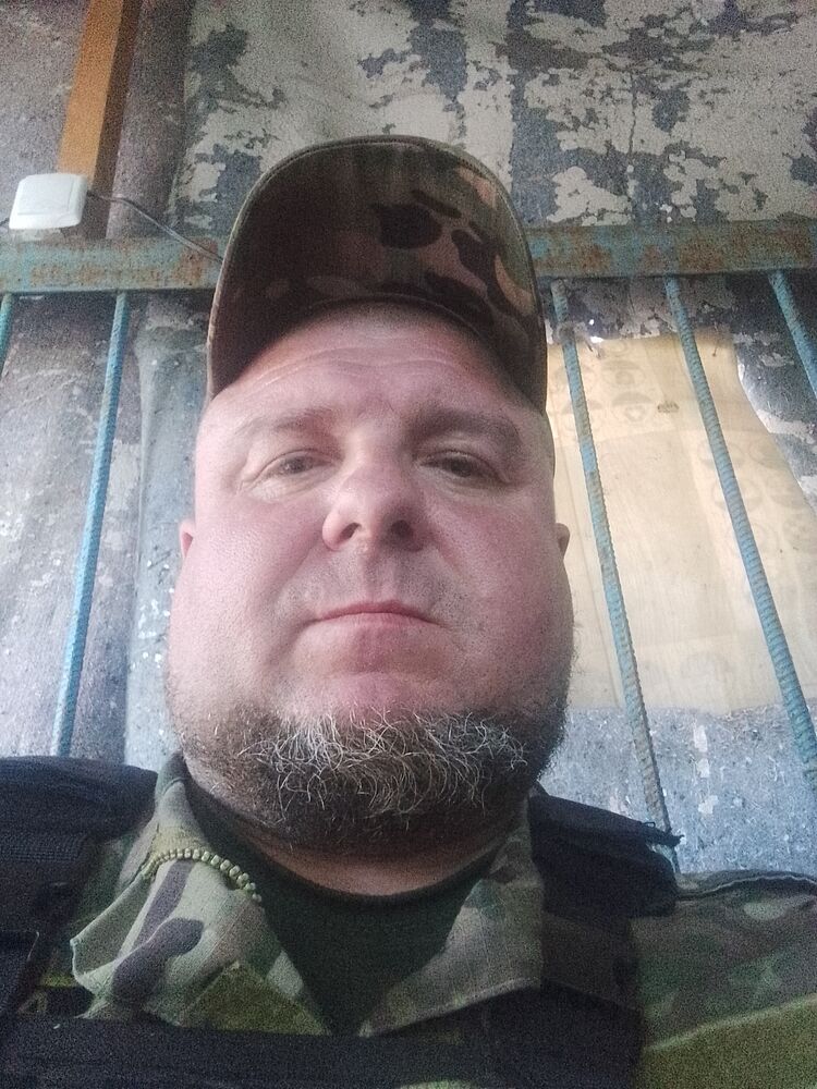  43252233  , 46 ,    --