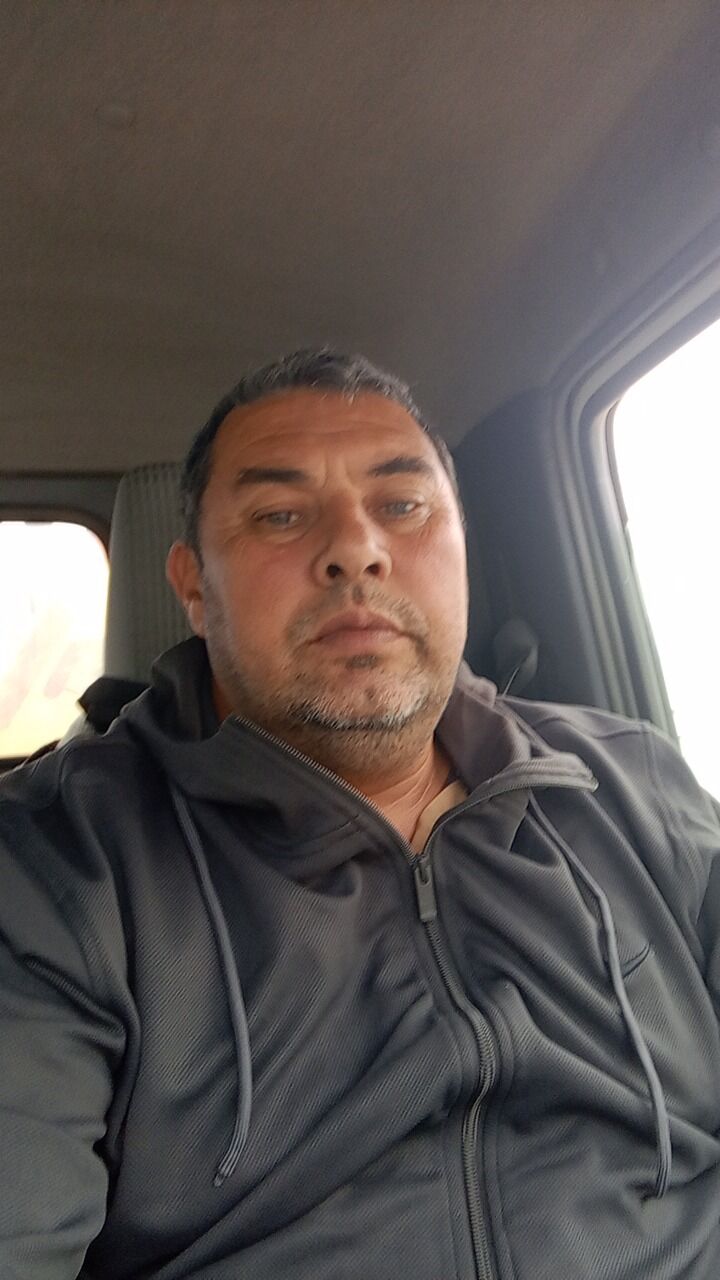  52992223  Isayev Aqil, 47 ,    