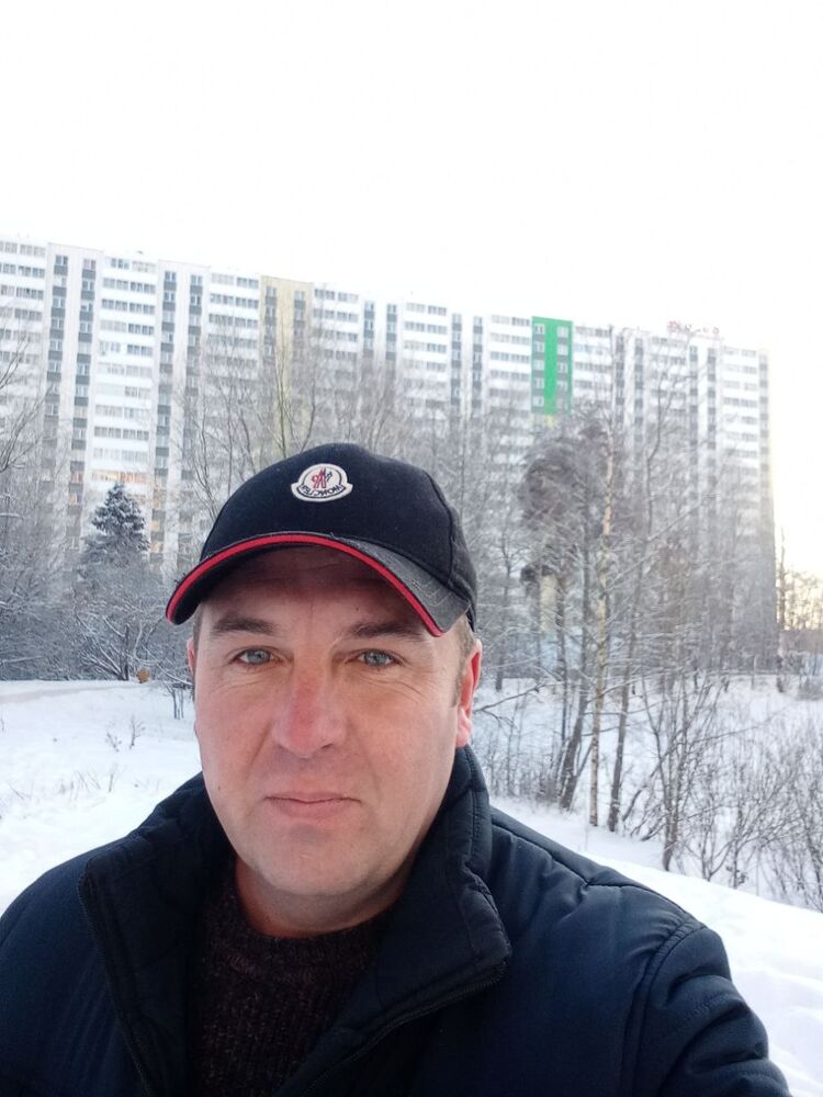 Симпатичный парень москвы. Холостых москва. Холостой парень. Холостых москва. Холостых москва.
