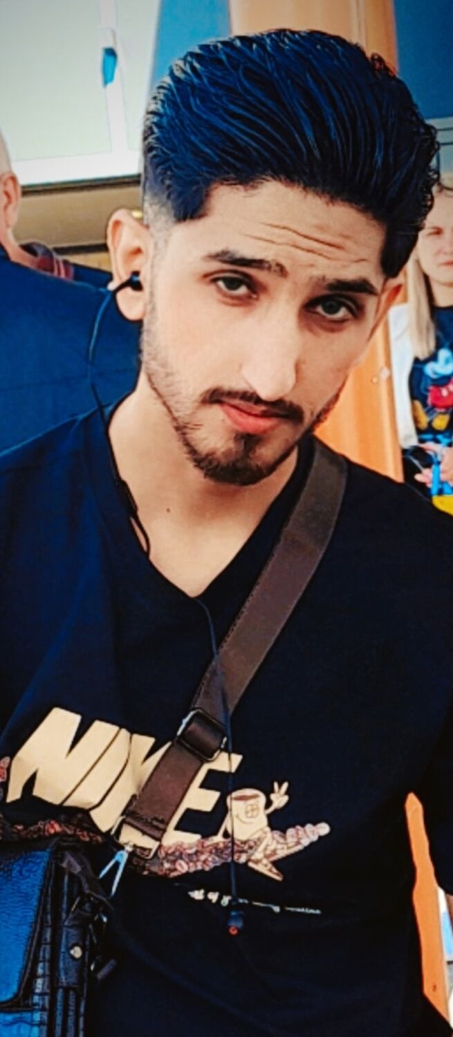  38064563  Nejrabi, 29 ,    