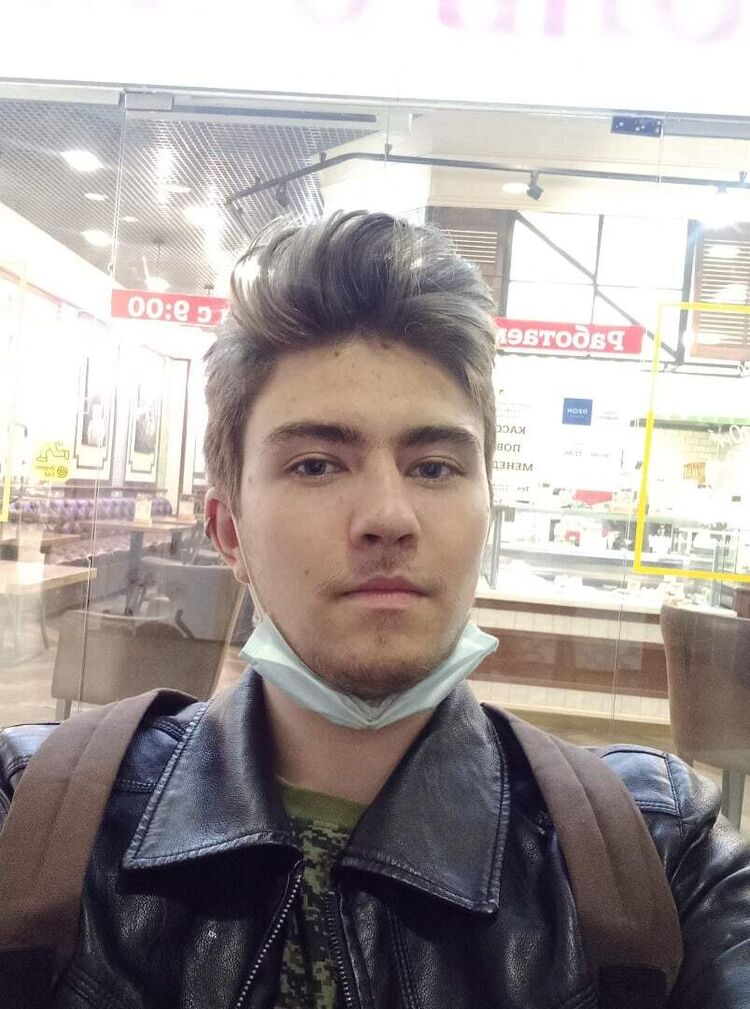  ,   Ilya, 24 ,   ,   