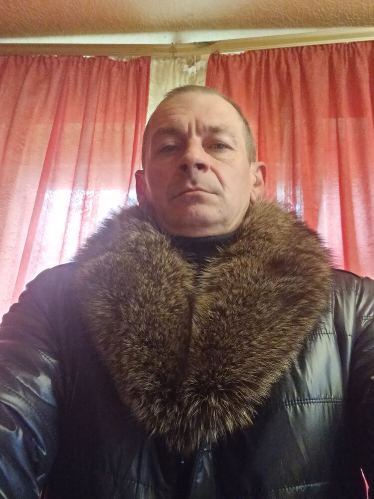  34329203  Alexey, 52 ,    