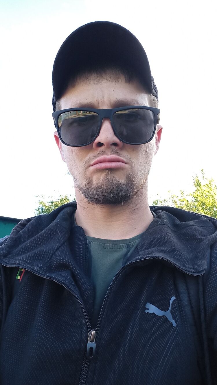  ,   Evgeny, 32 ,   ,   