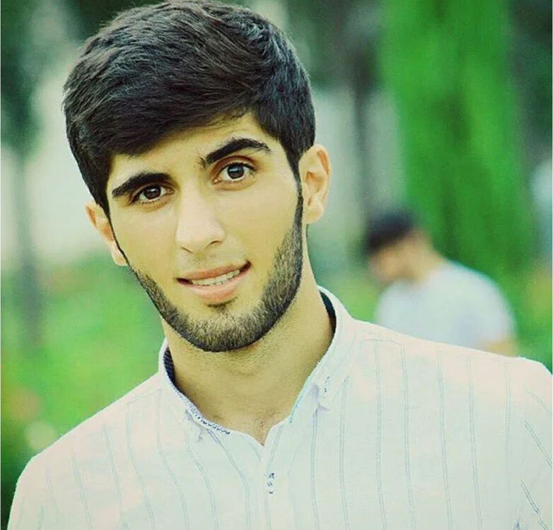  ,   Amirchik, 28 ,   ,   , c 