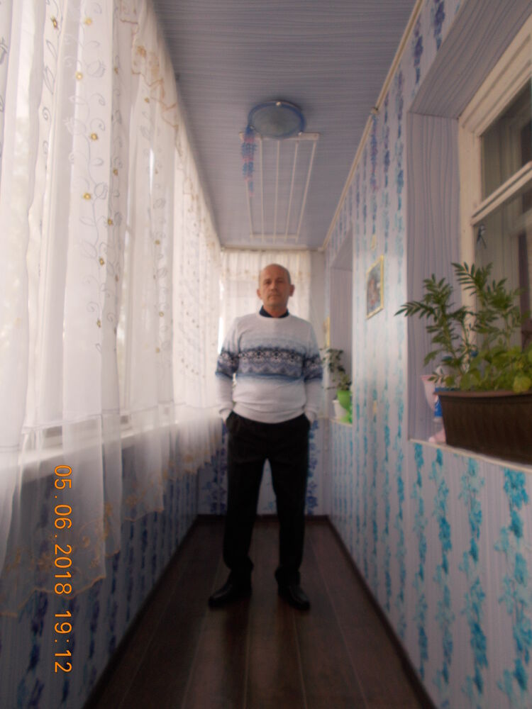  33097673  , 60 ,    
