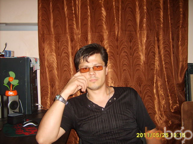  ,   Aleks, 44 ,   