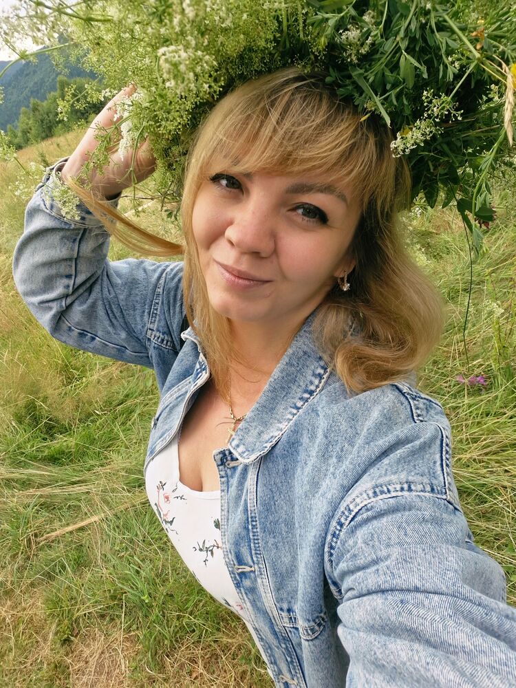  52882753  Alina, 34 ,    