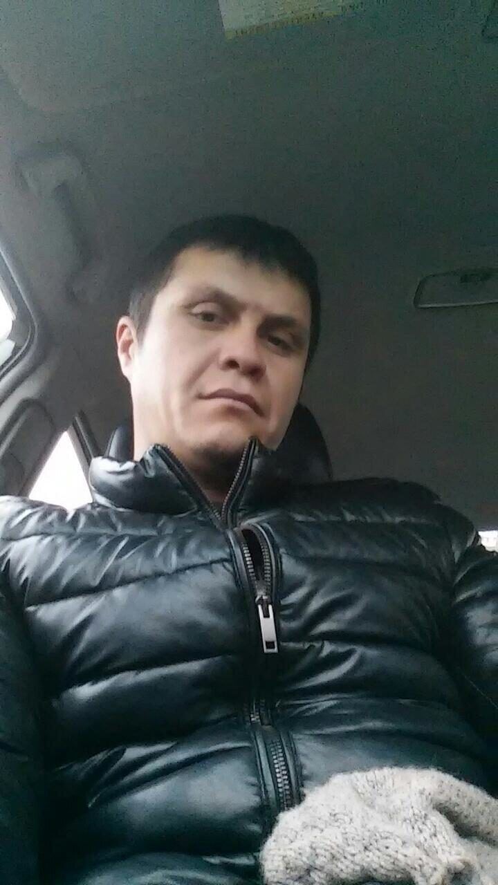 34730963  , 42 ,    