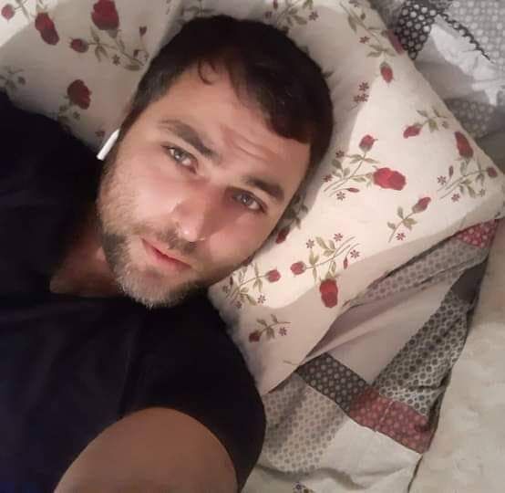  32726463  Gio, 27 ,    
