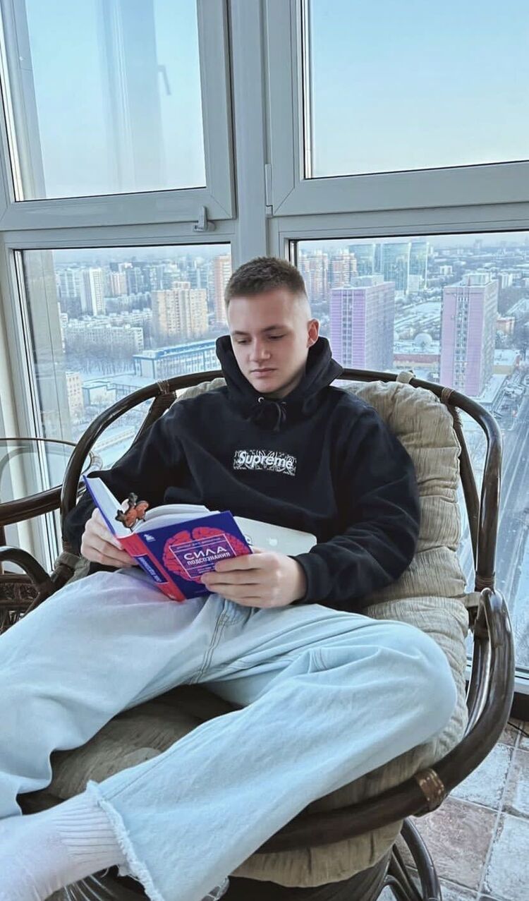  27159793  , 25 ,    -