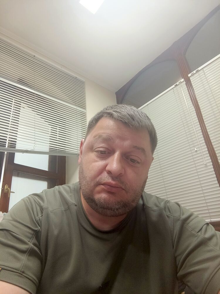  53279683  , 45 ,    