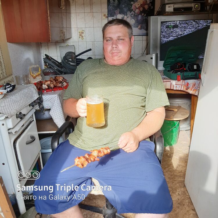  31770463  Kirill, 32 ,    