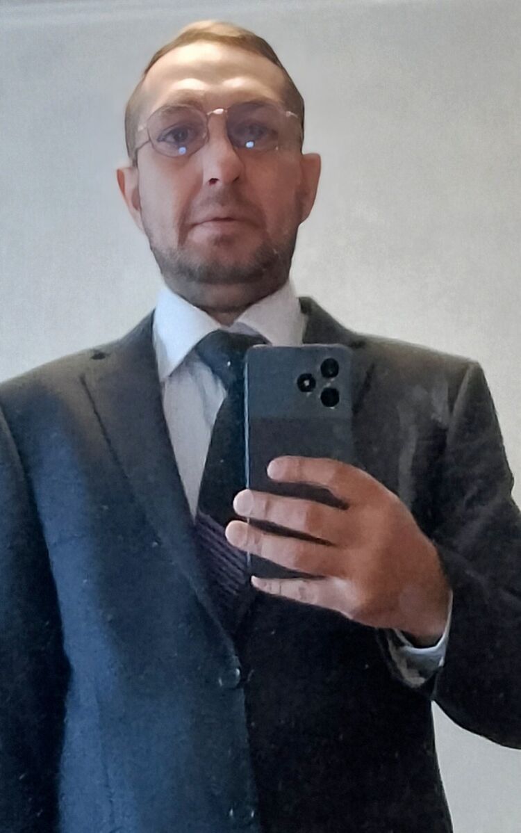  47477103  , 44 ,    