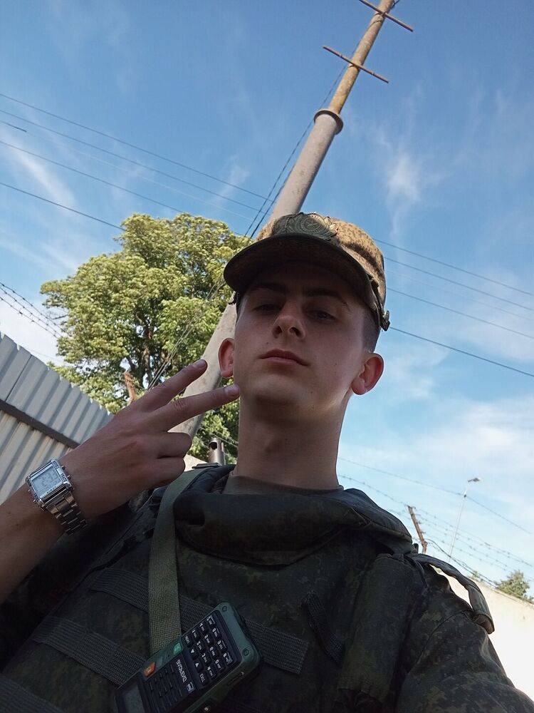  52813333  , 20 ,    