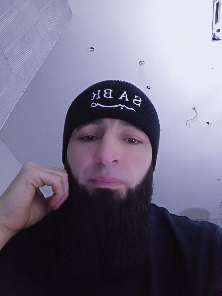  40559533  AHMAD, 36 ,    