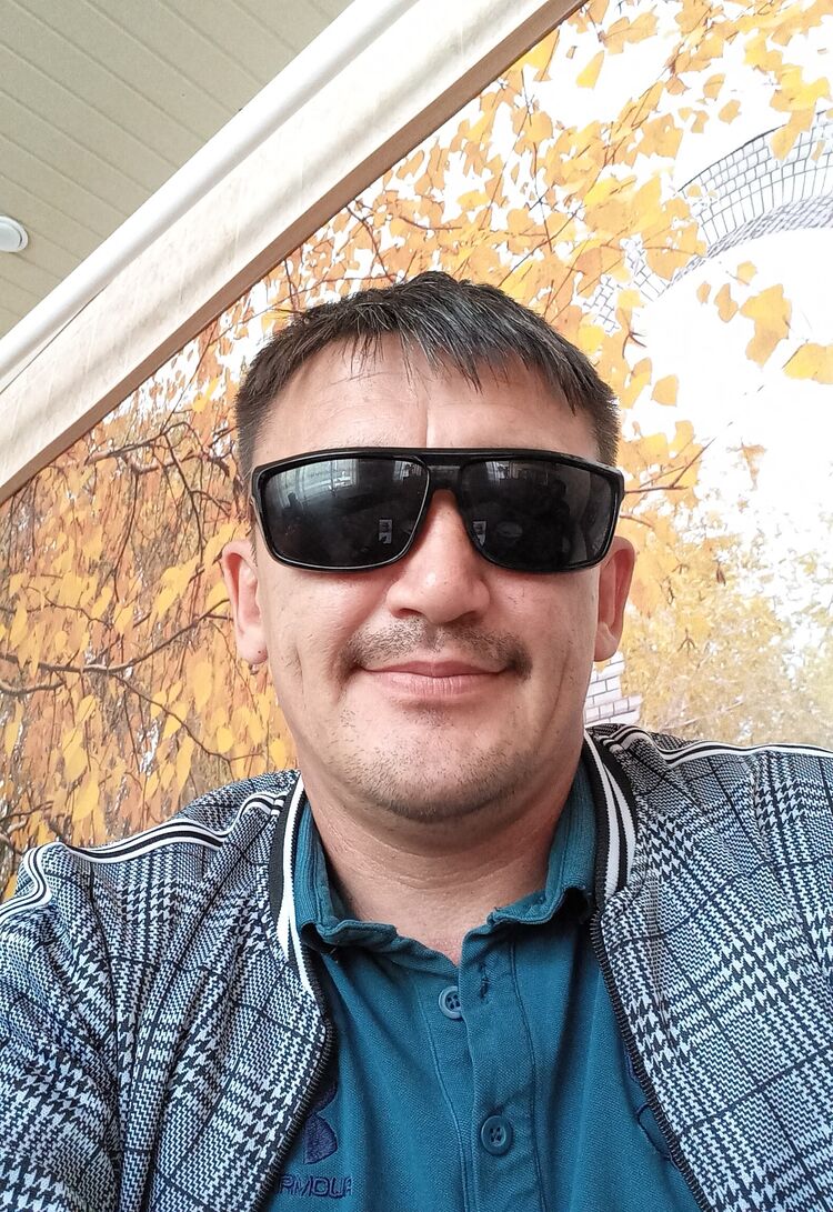  ,   Zhadger, 42 ,   ,   , 