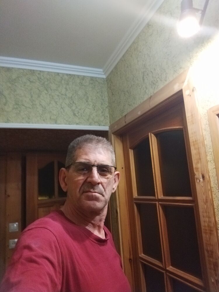  25584503  , 63 ,    