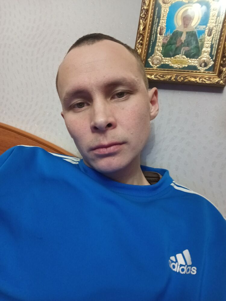  47415593  , 32 ,    -