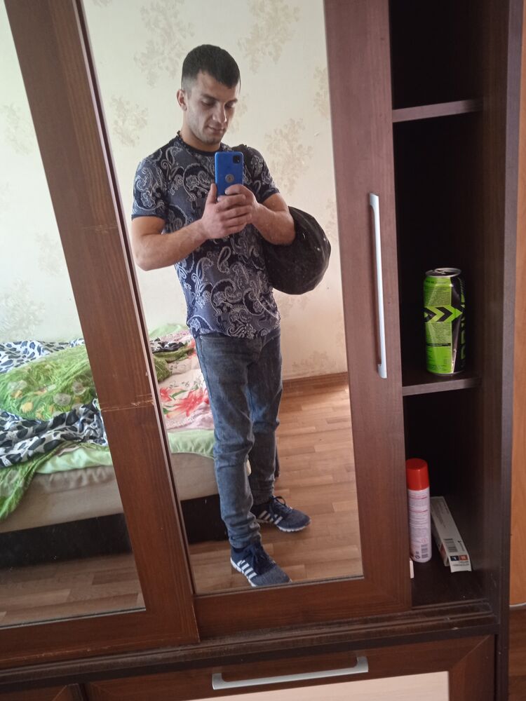  ,   Ibragim, 35 ,   ,   , c , 