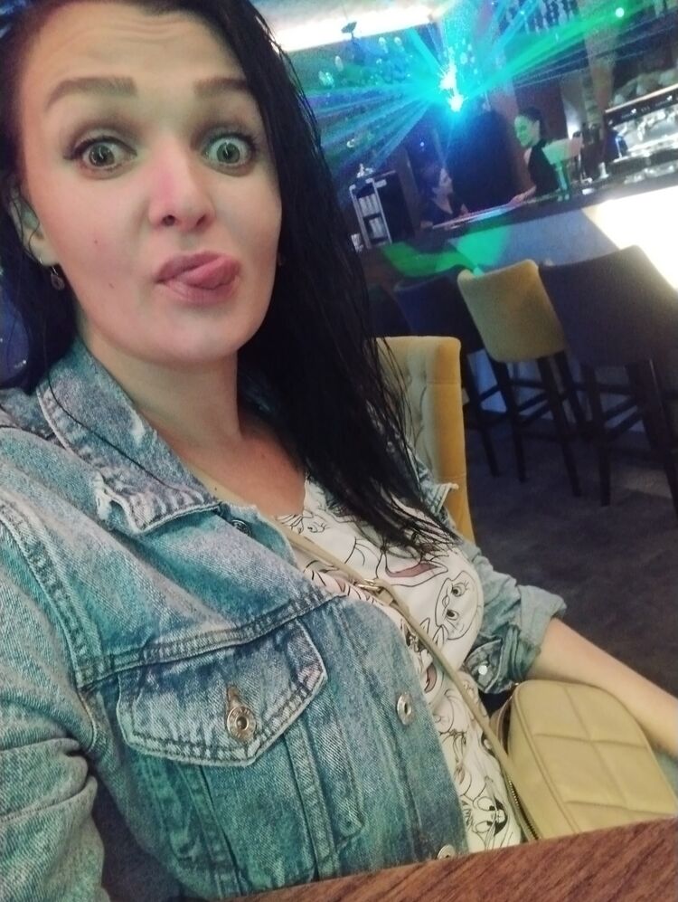  41440703  MARINA, 37 ,    