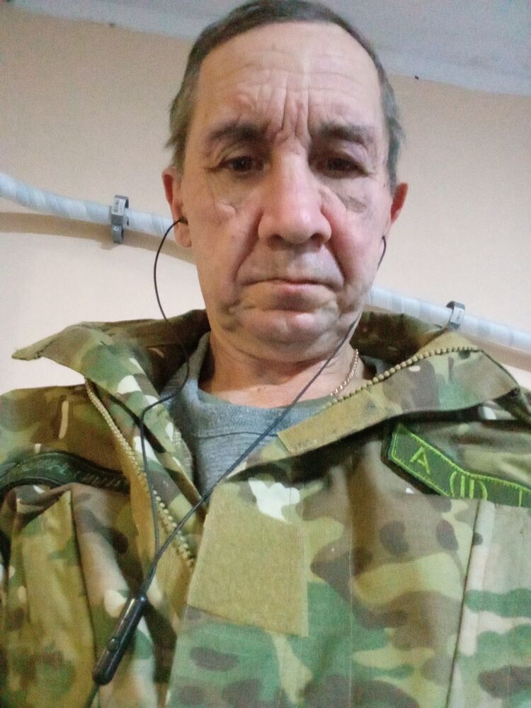  48031353  , 49 ,    