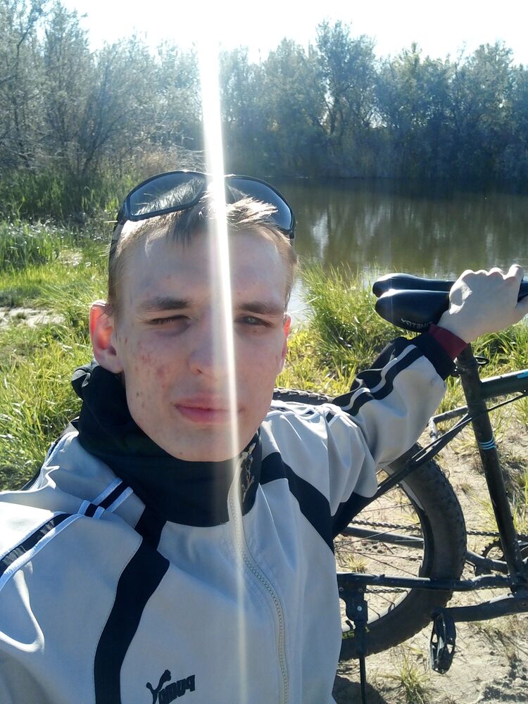  44295453  , 25 ,    