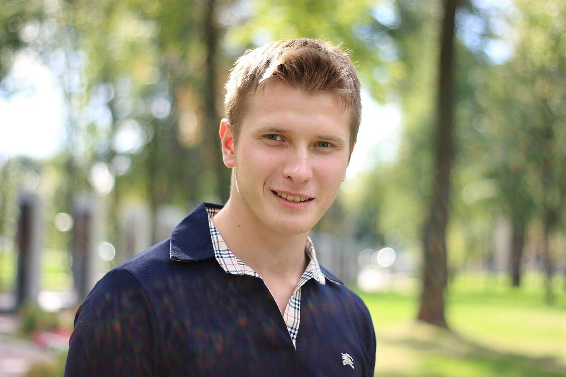  23565143  , 37 ,    -