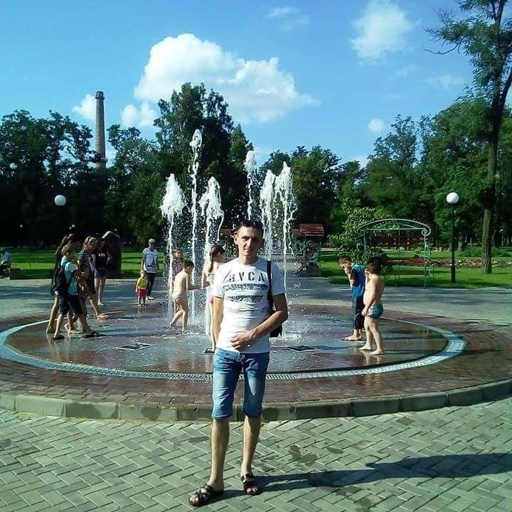  18822843  , 29 ,    