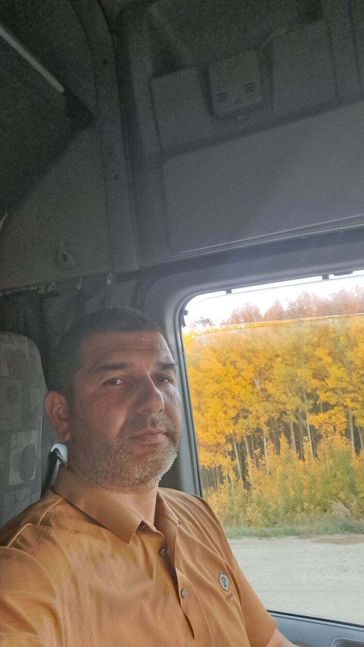  53748853  Shah, 39 ,    