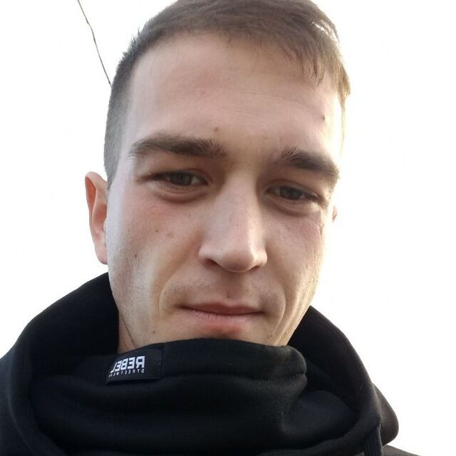 30113033  Alexander, 25 ,    