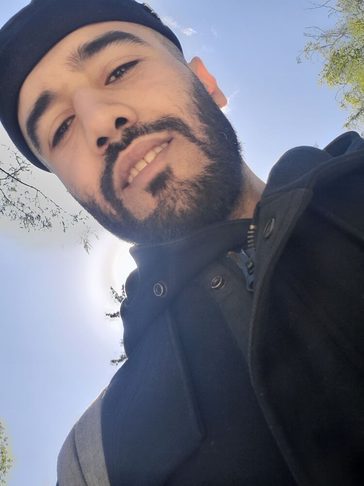  52694093  Khamza, 32 ,    