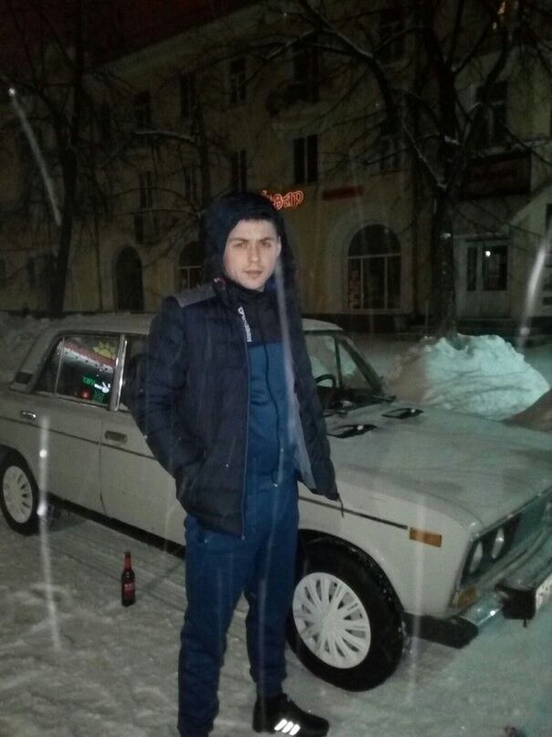  ,   Pasha, 33 ,   