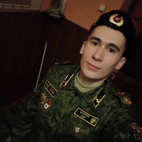  29239833  Ilgam, 27 ,    