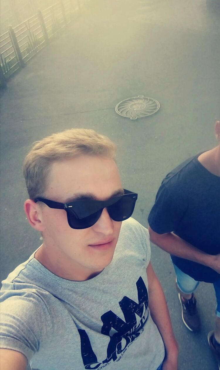  28391273  , 30 ,    