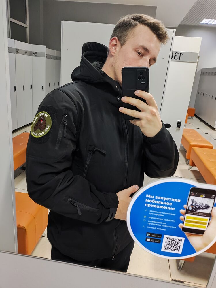  38531413  Andrey, 26 ,    