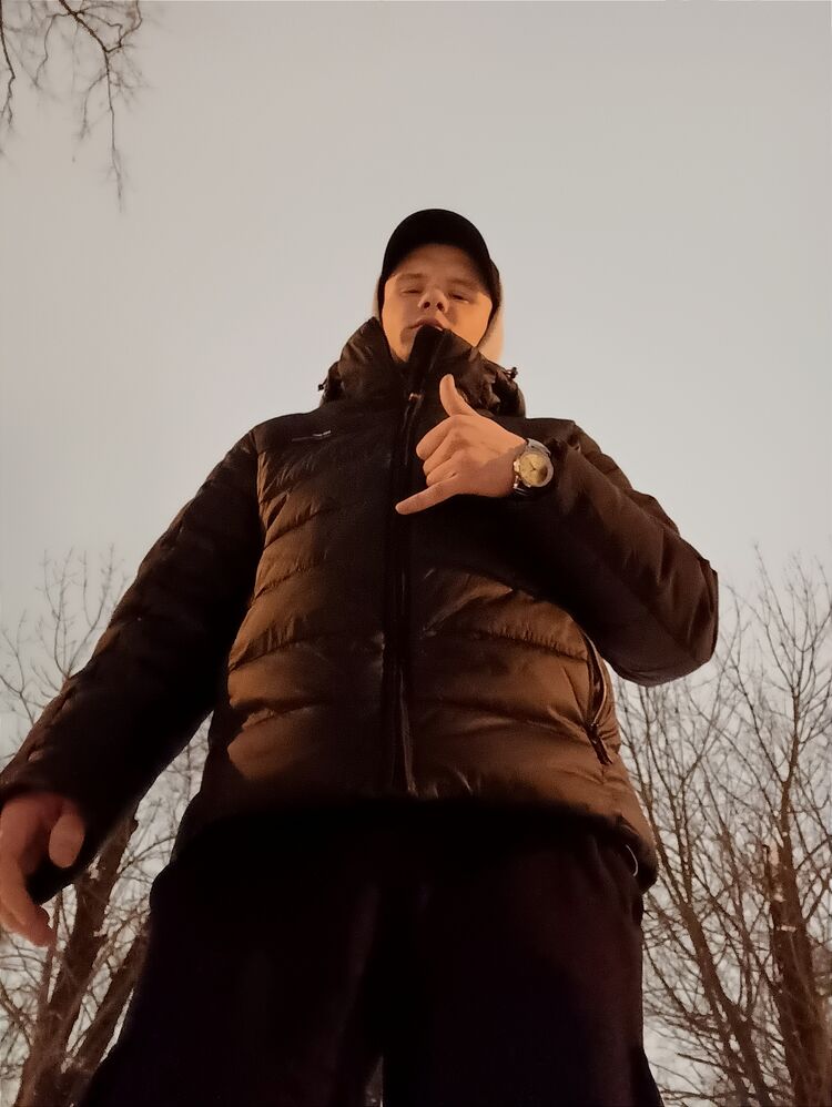 ,   Alexander, 21 ,   ,   