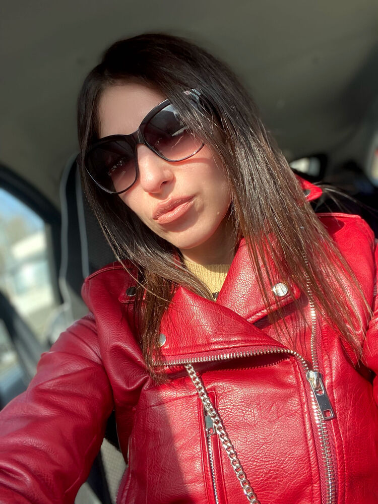  ,   Darya, 33 ,   c 