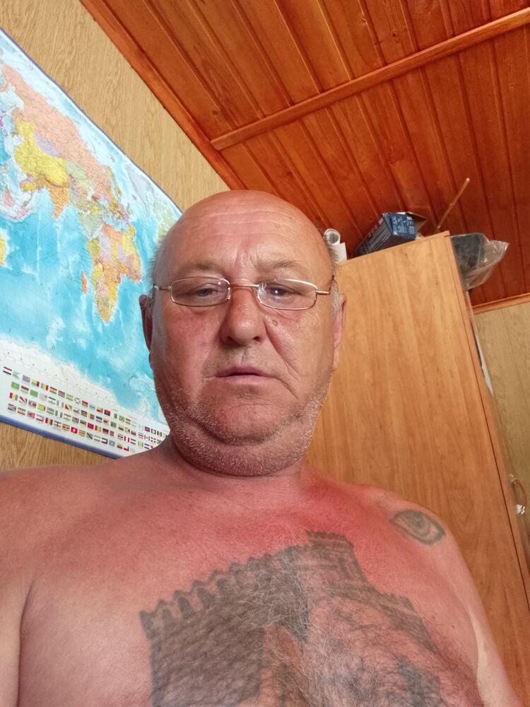  36620873  , 61 ,    