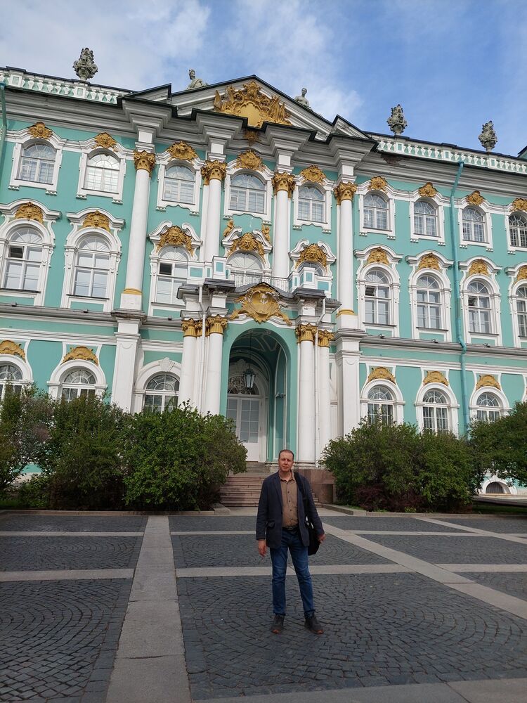  52585123  Mikhail, 40 ,    