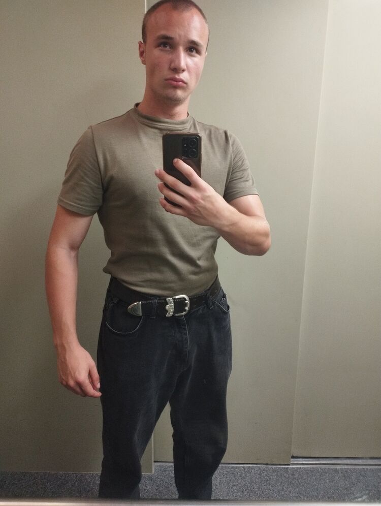  46203393  , 20 ,    