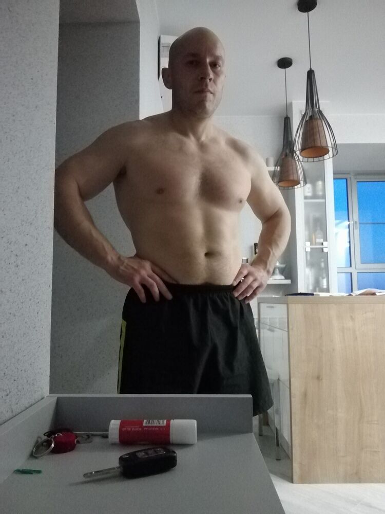  ,   Igor, 44 ,   ,   , c 